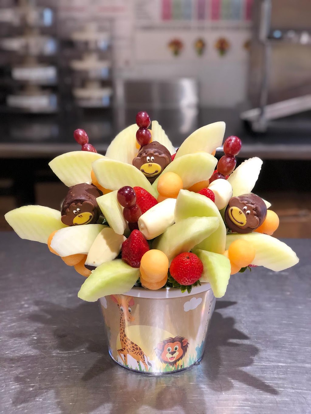 Edible Arrangements | 9019 Bayview Ave Unit 21, Richmond Hill, ON L4B 1Y3, Canada | Phone: (905) 731-7316