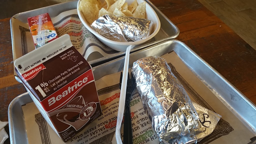 Mucho Burrito Fresh Mexican Grill | 3737 Major MacKenzie Dr W, Woodbridge, ON L4H 0A2, Canada | Phone: (905) 832-1100