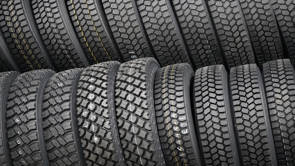 Enviro Tread Inc | 11411 54 St SE, Calgary, AB T2C 5R9, Calgary, AB T2G 3S3, Canada | Phone: (403) 261-2900