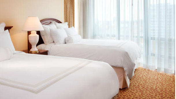 Vancouver Airport Marriott Hotel | 7571 Westminster Hwy, Richmond, BC V6X 1A3, Canada | Phone: (604) 276-2112