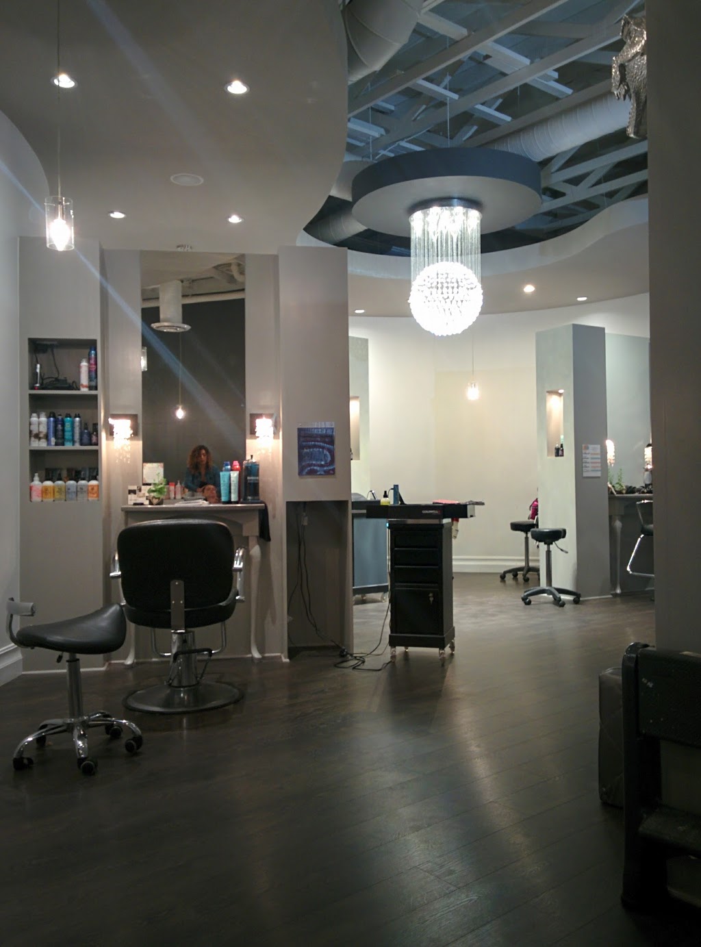 The Parlour Spa, Salon & Barber Shop | 4061 200 St #110, Langley City, BC V3A 1K8, Canada | Phone: (604) 534-6802