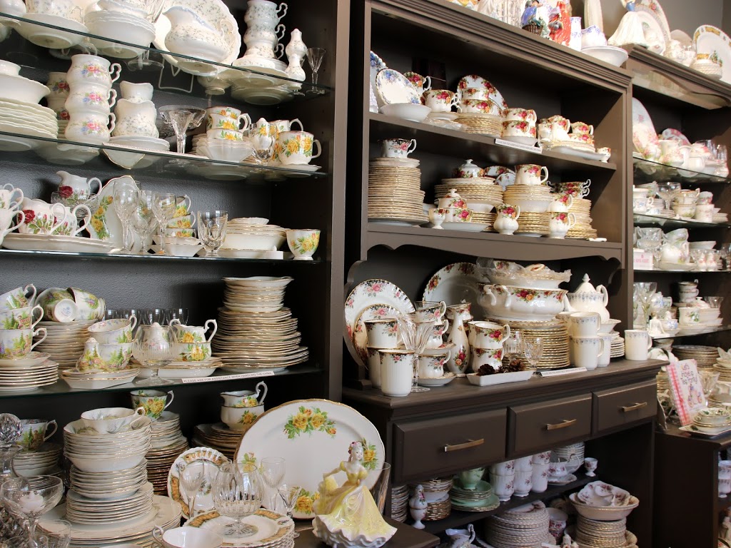 Missing Pieces Discontinued China | 2-484 Academy Rd, Winnipeg, MB R3N 0C8, Canada | Phone: (204) 488-1136