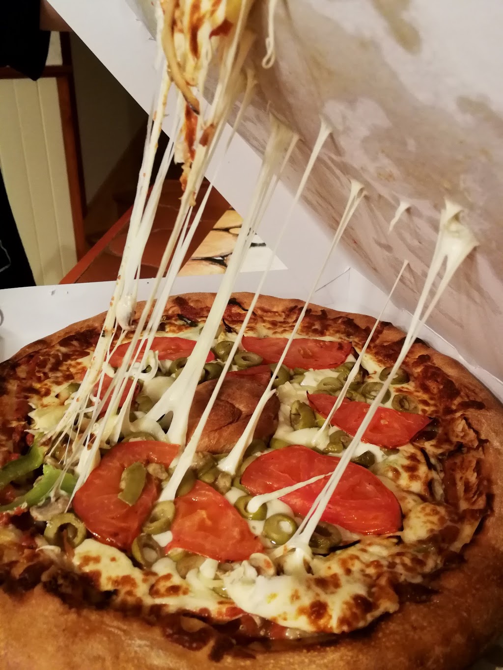 Pizzeria Du Lac | 27 QC-201, Coteau-du-Lac, QC J0P 1B0, Canada | Phone: (450) 763-0644