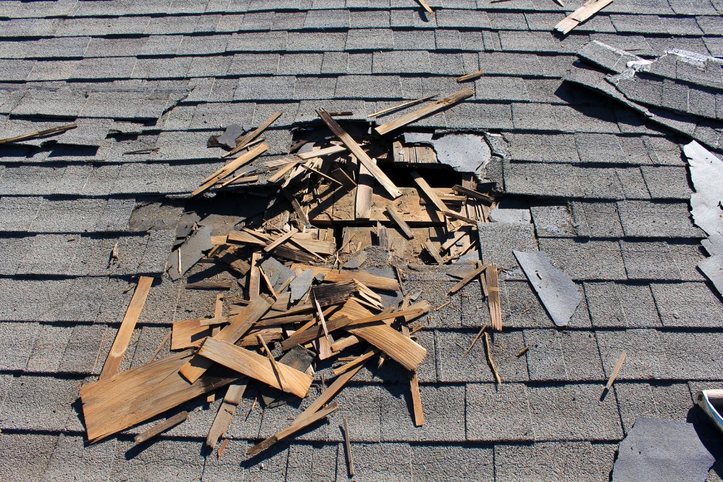 Richmond Hill Roofers | 326 Major Mackenzie Dr E Unit 108, Richmond Hill, ON L4C 2B7, Canada | Phone: (647) 556-2313