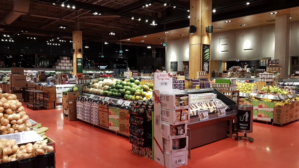 Loblaws | 17 Leslie St, Toronto, ON M4M 3H9, Canada | Phone: (416) 469-2897