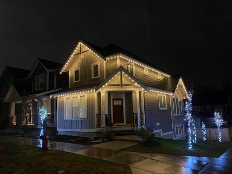 Shine City Christmas Light Installation | 6949 196 St BSMT, Surrey, BC V4N 5Z1, Canada | Phone: (604) 256-7311