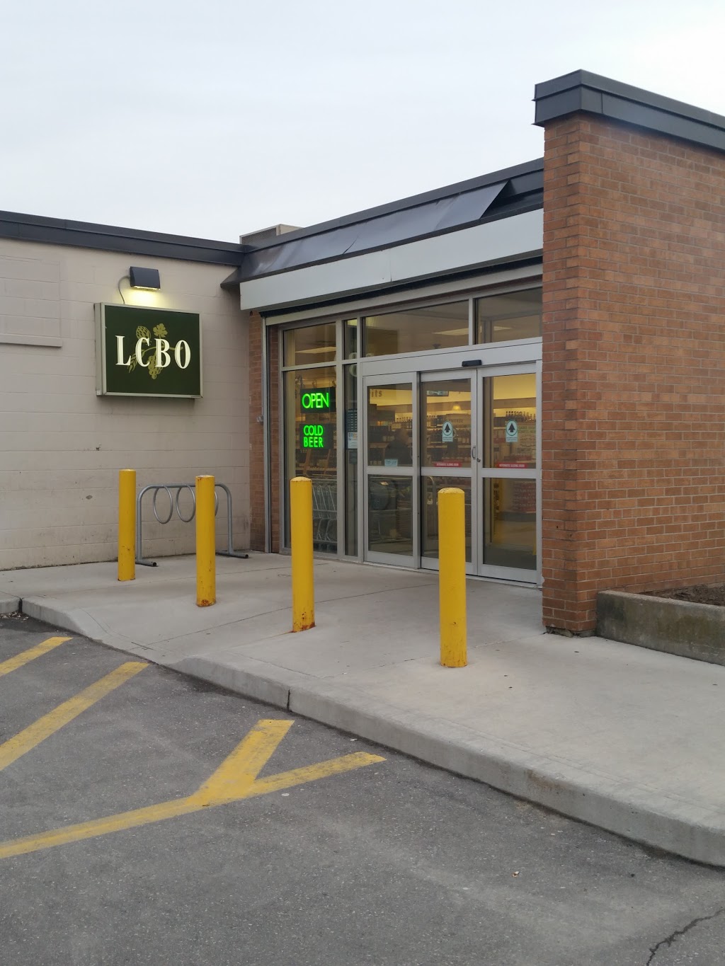 LCBO | 1145 King St E, Cambridge, ON N3H 3P7, Canada | Phone: (519) 653-6921