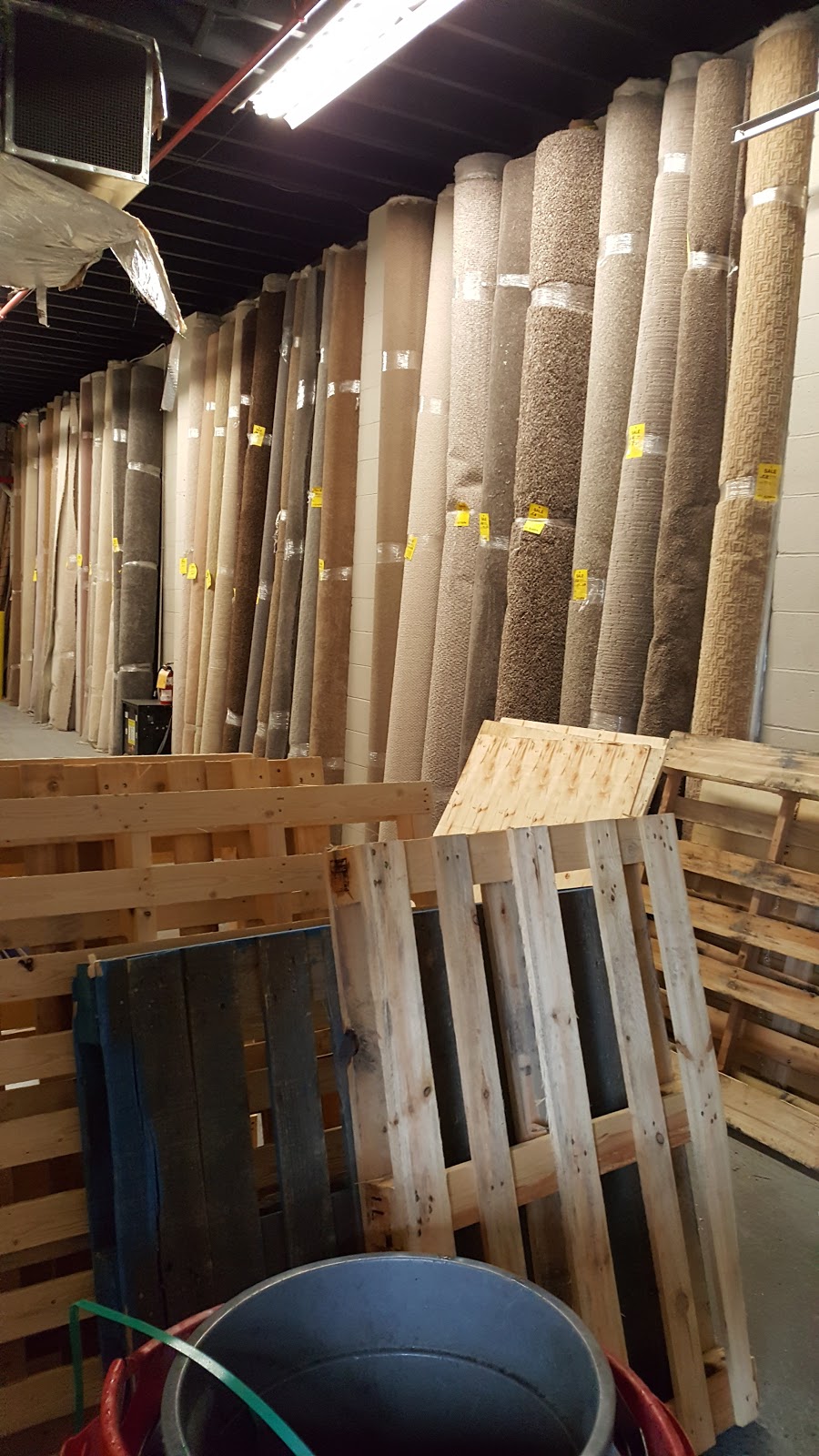 Comino Carpets | 3950 Quadra St, Victoria, BC V8X 1J6, Canada | Phone: (250) 727-6181