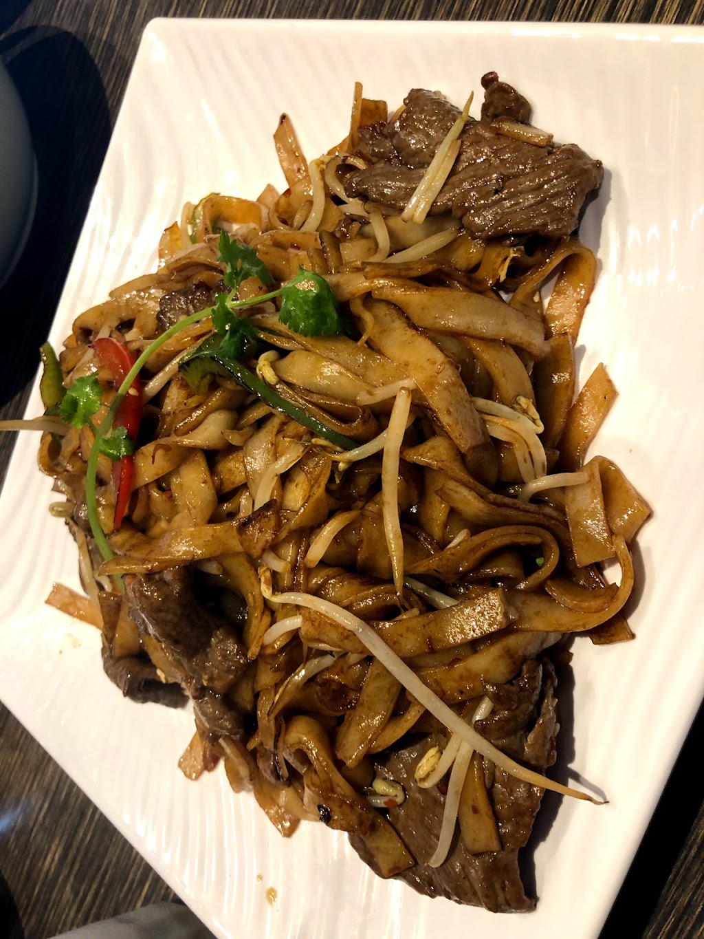 Pho Pad Thai Aurora | 650 Wellington St E Unit 7, Aurora, ON L4G 7N2, Canada | Phone: (905) 503-8885