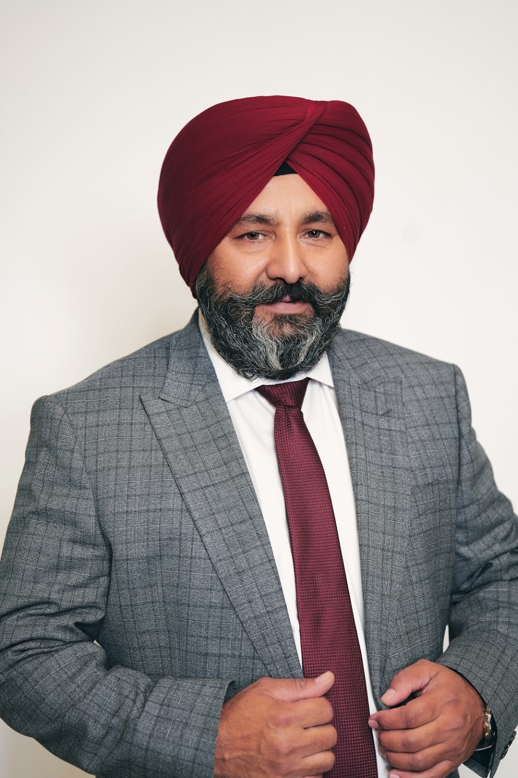 Harpreet Dhillon Realtor | 164 Sandalwood Pkwy W, Brampton, ON L7A 1J6, Canada | Phone: (416) 268-6713