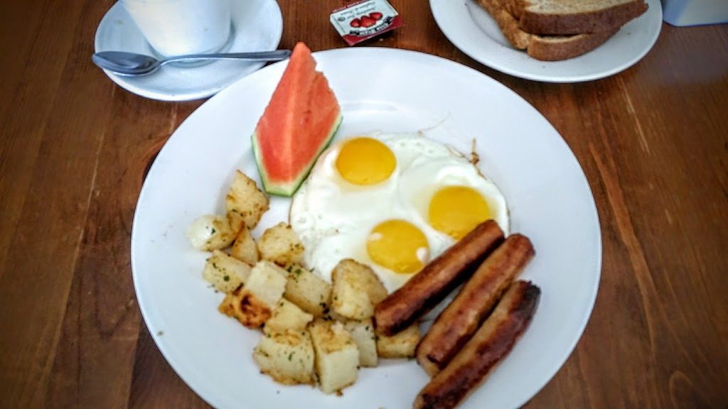 Kings Diner | 906 Kingston Rd, Toronto, ON M4E 1S5, Canada | Phone: (647) 349-3016