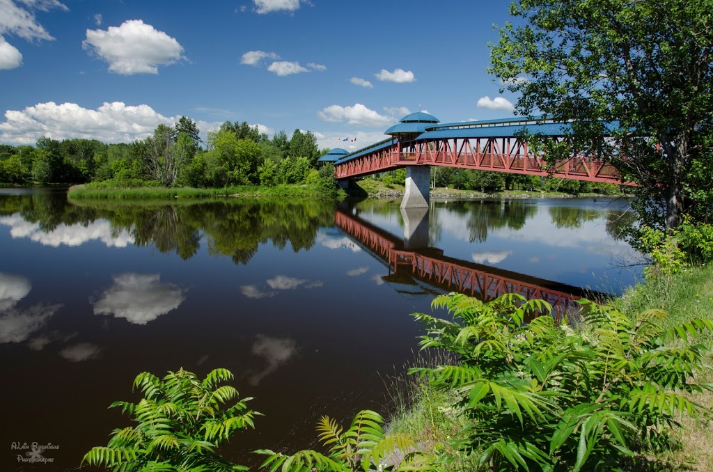 Parc de lÎle-Pozer | 522 Avenue de la Chaudière, Saint-Georges, QC G5Y 6B7, Canada | Phone: (418) 228-5555