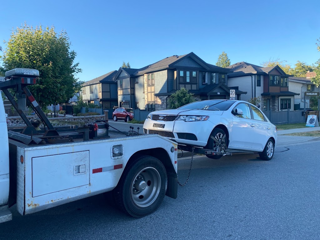 Scrap Car Removal And Junk Car Removal Service | 3027 Ashbrook Pl, Coquitlam, BC V3C 4A8, Canada | Phone: (778) 858-6264