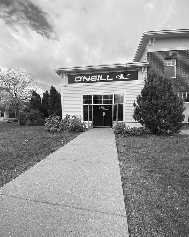 ONeill | 520 Rue de la place Champêtre, Bromont, QC J2L 3L1, Canada | Phone: (579) 589-1350