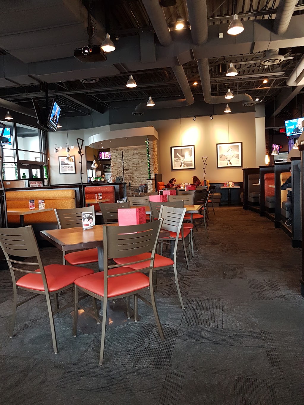 Boston Pizza | 1164 Chemong Rd, Peterborough, ON K9J 6X2, Canada | Phone: (705) 742-6464