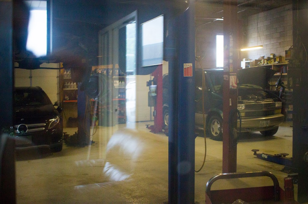 GMax Auto | 101 Toro Rd #31, North York, ON M3J 2Z1, Canada | Phone: (416) 633-3330