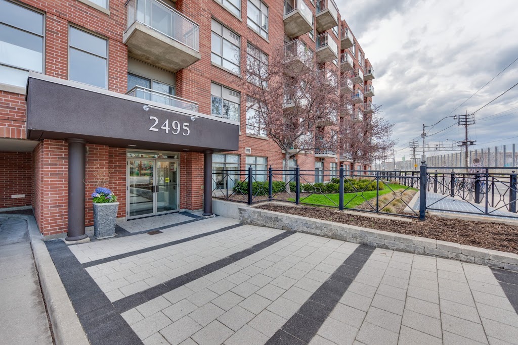 Evans Real Estate, Brokerage | 3178 Dundas St W, Toronto, ON M6P 2A3, Canada | Phone: (416) 763-4189