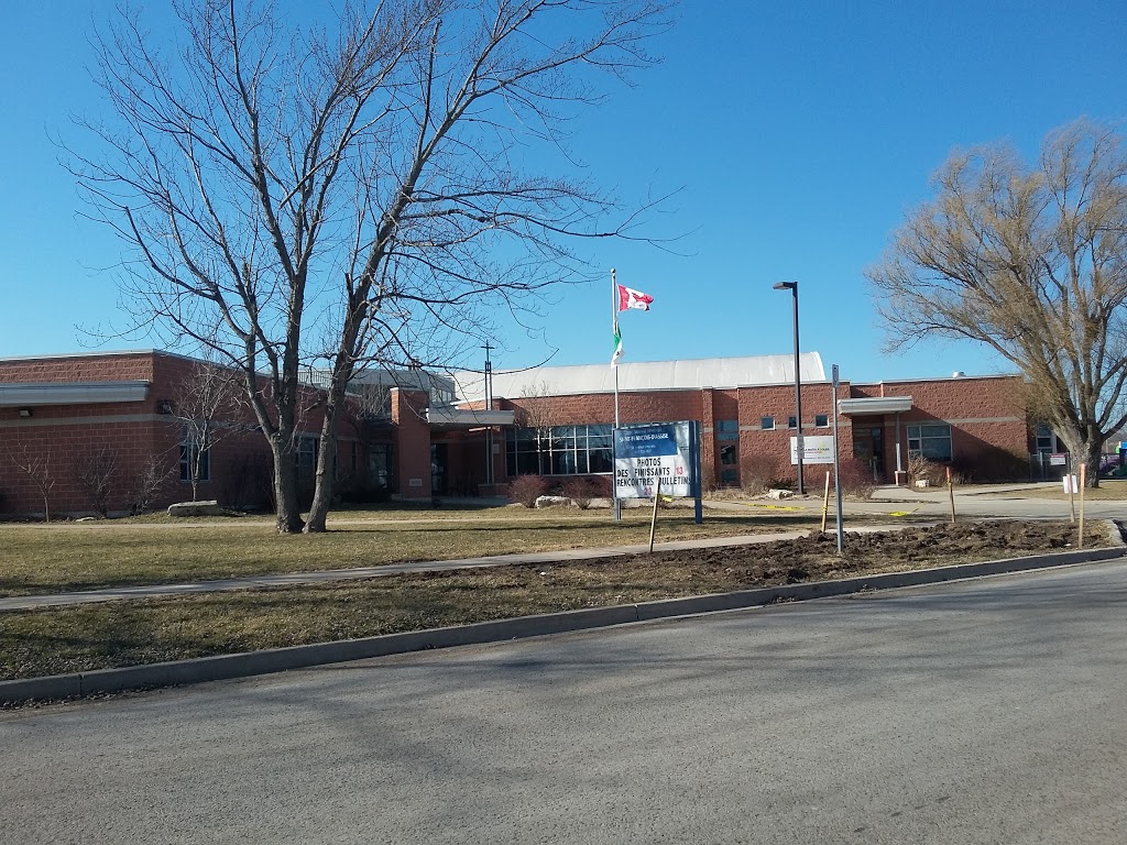 École élémentaire catholique Saint-François-d’Assise | 58 Empress Ave, Welland, ON L3B 1K9, Canada | Phone: (905) 735-0837