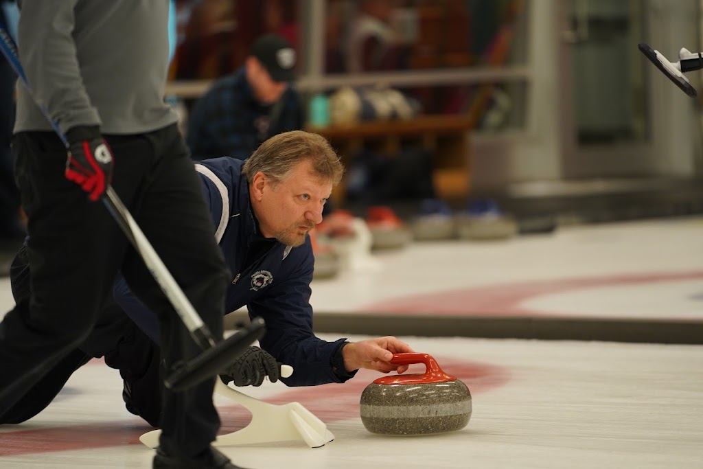 Peace Arch Curling Club | 1475 Anderson St, White Rock, BC V4B 0A8, Canada | Phone: (604) 531-0244