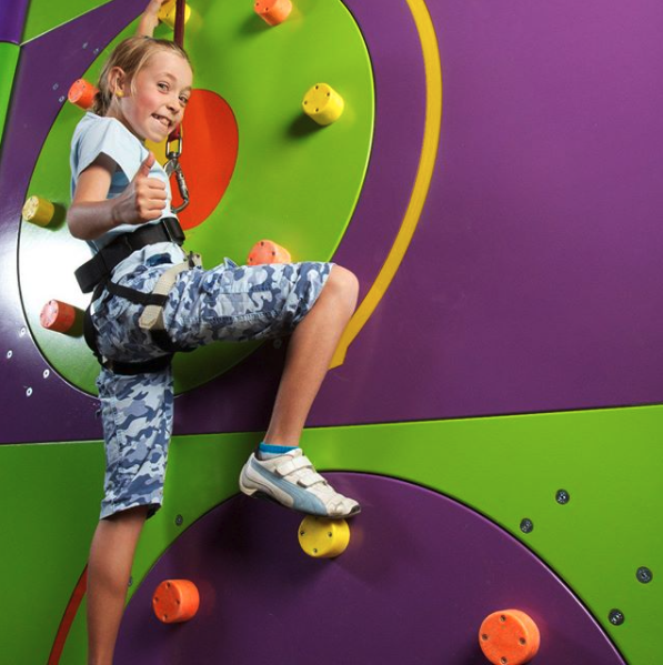 Clip ‘n Climb Brossard | 2151 de, Boul. Lapinière local F56, Brossard, QC J4W 2T5, Canada | Phone: (450) 626-2500