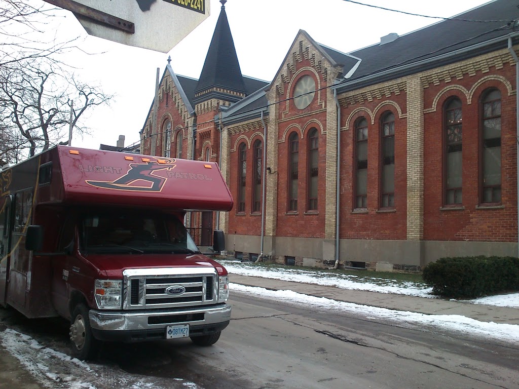 Toronto Chinese Baptist Church | 72 Beverley St, Toronto, ON M5T 1Y1, Canada | Phone: (416) 596-8376