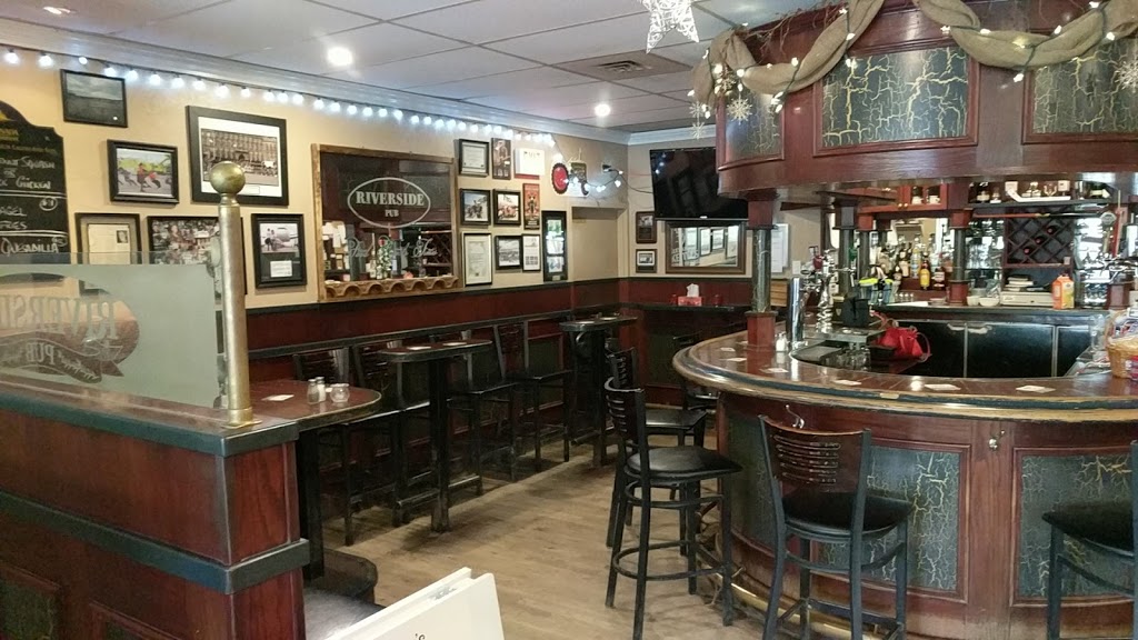 Riverside Pub | 3673 Riverside Dr, Ottawa, ON K1V 1G8, Canada | Phone: (613) 733-8459