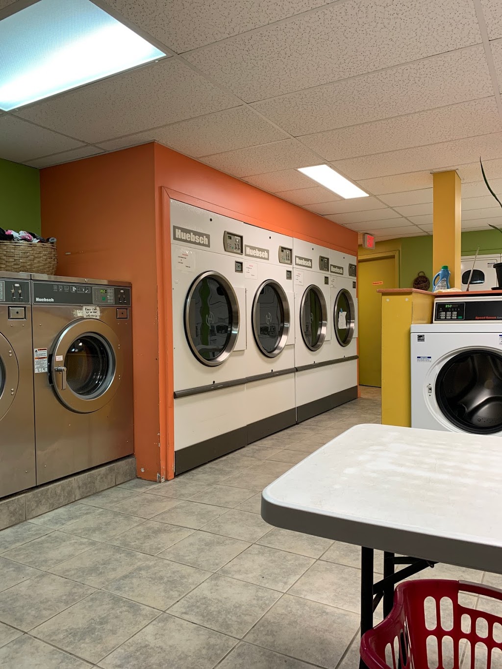 Laundry Basket | 209 High St, Bridgewater, NS B4V 1W2, Canada | Phone: (902) 530-3343