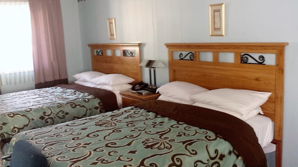 Motel Deblois | 9640 Boulevard Sainte-Anne, Sainte-Anne-de-Beaupré, QC G0A 3C0, Canada | Phone: (418) 827-3693