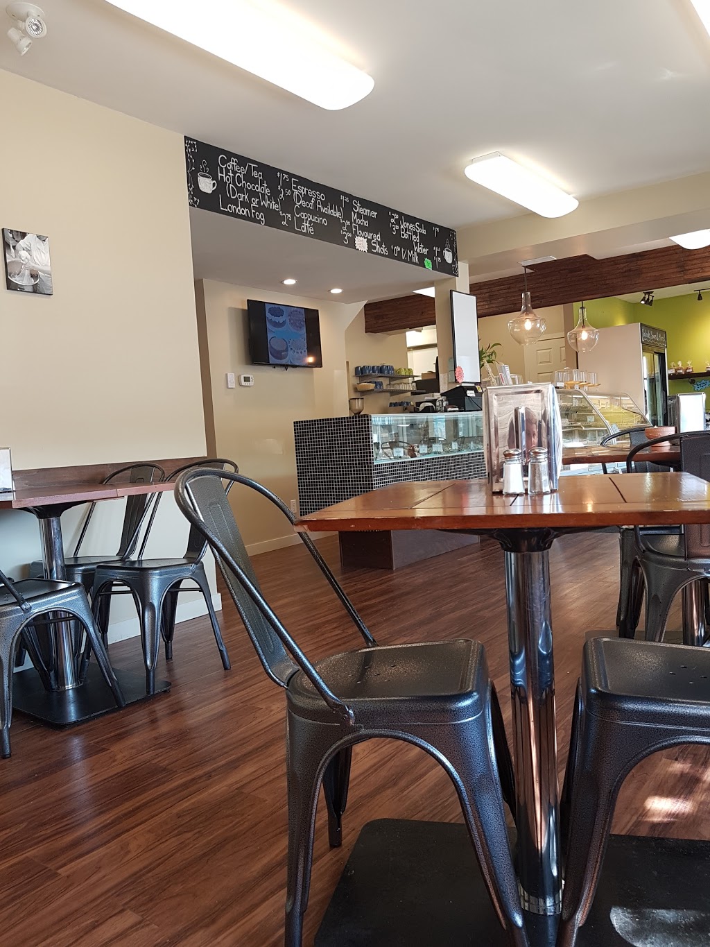 Beyond Bread | 368 Main St, Stonewall, MB R0C 2Z0, Canada | Phone: (204) 467-9756