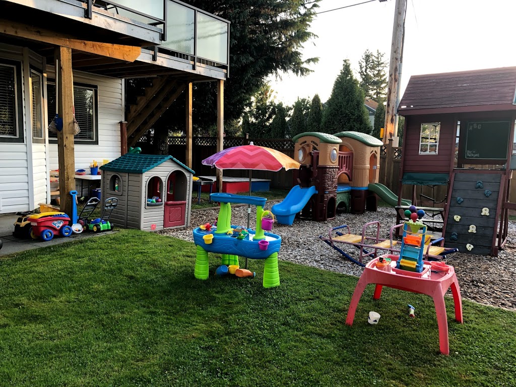 Cozy Corner Child Care Centre (Fleetwood Surrey daycare WILLIAM WATSON) | 16411 80 Ave, Surrey, BC V4N 0H2, Canada | Phone: (604) 817-8417