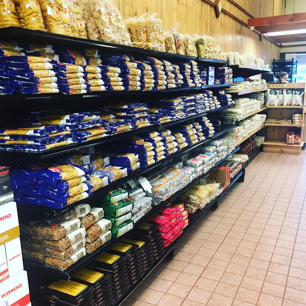 Marche Les Saveurs DEurope | 6400 Chemin de Chambly, Saint-Hubert, QC J3Y 3R6, Canada | Phone: (450) 445-8808