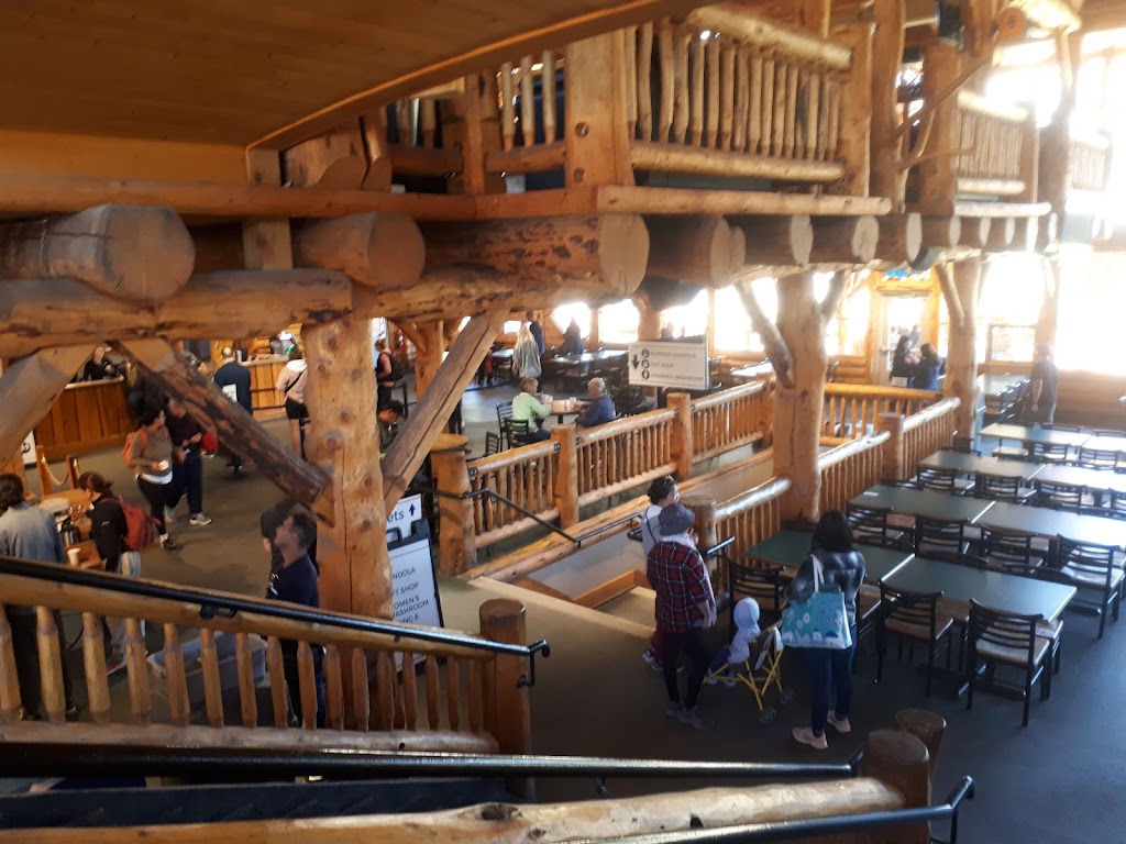 Whiskyjack Lodge | 1 Whitehorn Rd, Lake Louise, AB T0L 1E0, Canada | Phone: (403) 522-3555