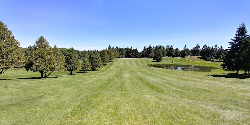 Club De Golf Waterville Inc | 600 Rue Compton E, Waterville, QC J0B 3H0, Canada | Phone: (819) 837-2966