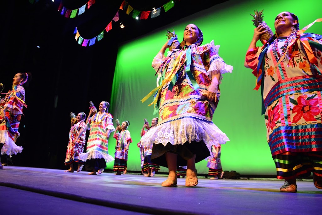 Ballet Folklorico Puro Mexico | 3581 Dundas St W, York, ON M6S 2S8, Canada | Phone: (647) 904-6606