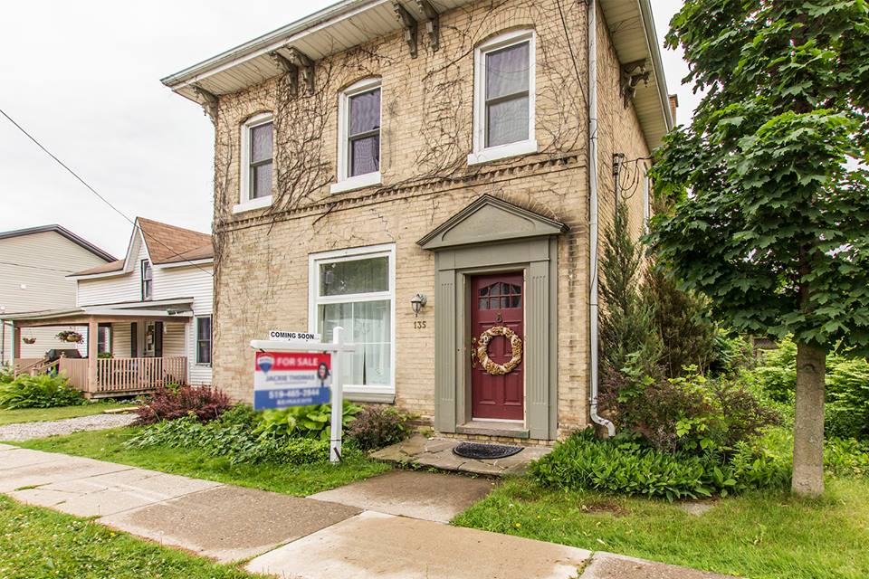 Jackie Thomas - RE/MAX Real Estate Centre | 720 Westmount Rd E, Kitchener, ON N2E 2M6, Canada | Phone: (519) 465-2844