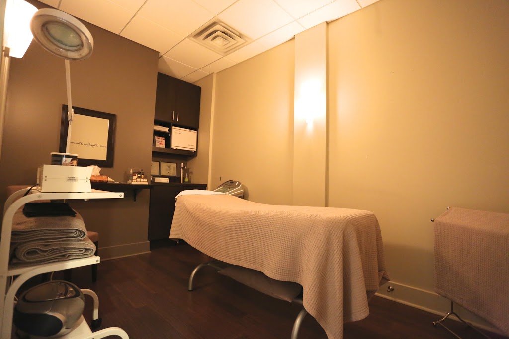 Celadon Salon & Spa | 373 St Laurent Blvd, Ottawa, ON K1K 2Z7, Canada | Phone: (613) 746-3500