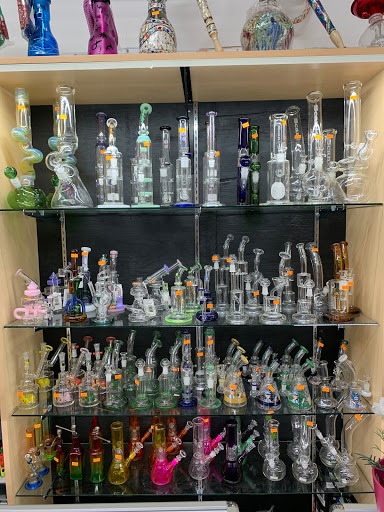 The Oxygen Smoke Shop Ltd | THE OXYGEN SMOKE SHOP, 1093 Granville St, Vancouver, BC V6Z 1L4, Canada | Phone: (604) 689-5937