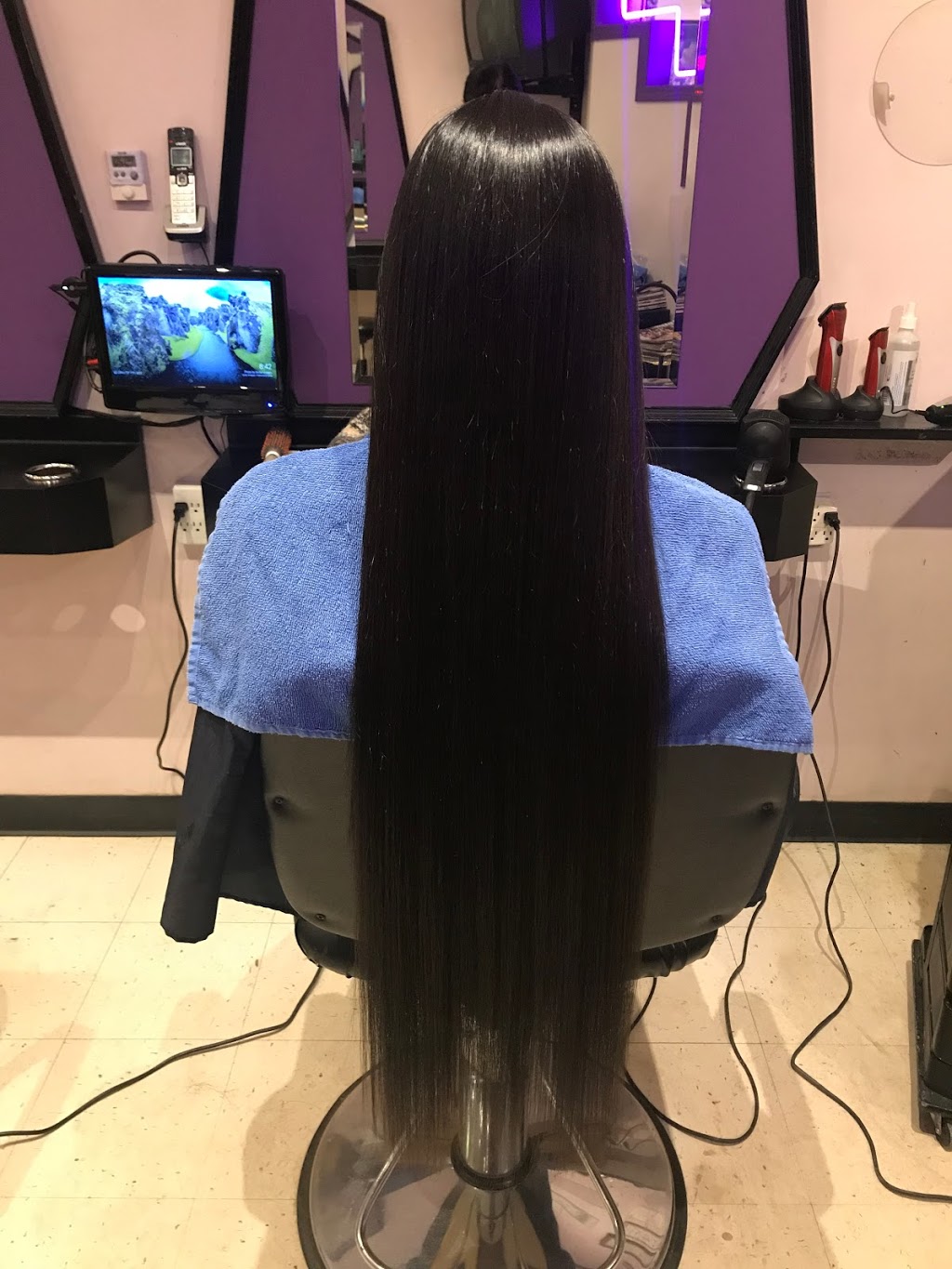 Roman Purple Hair & Beauty | 10550 97 St NW, Edmonton, AB T5H 2L2, Canada | Phone: (780) 421-8883