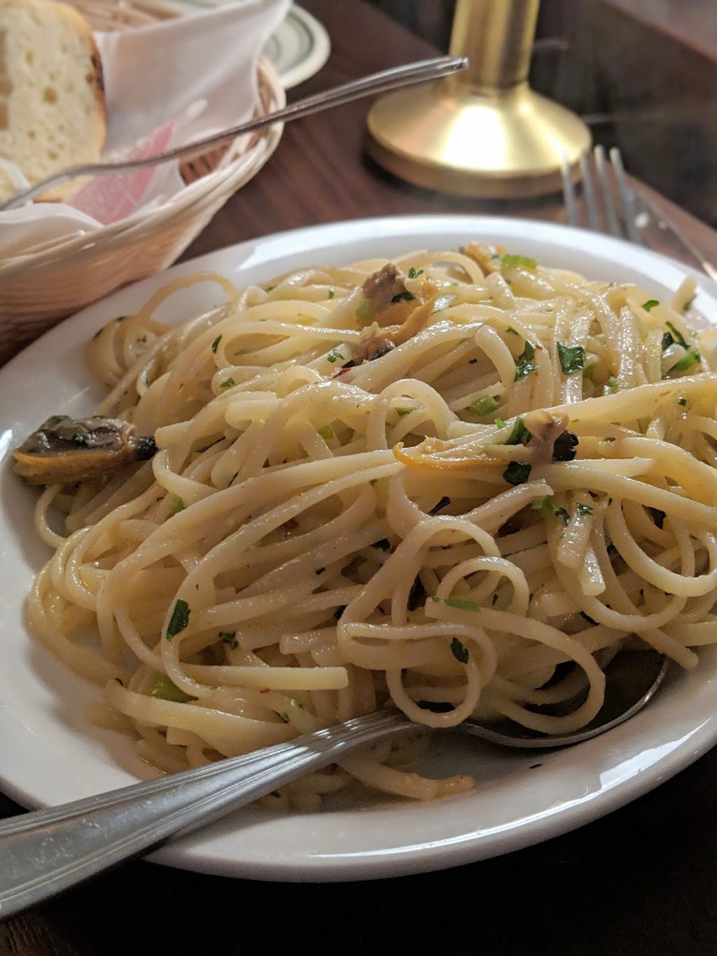 Pepinos Spaghetti House | 631 Commercial Dr, Vancouver, BC V5L 3W3, Canada | Phone: (604) 254-5633