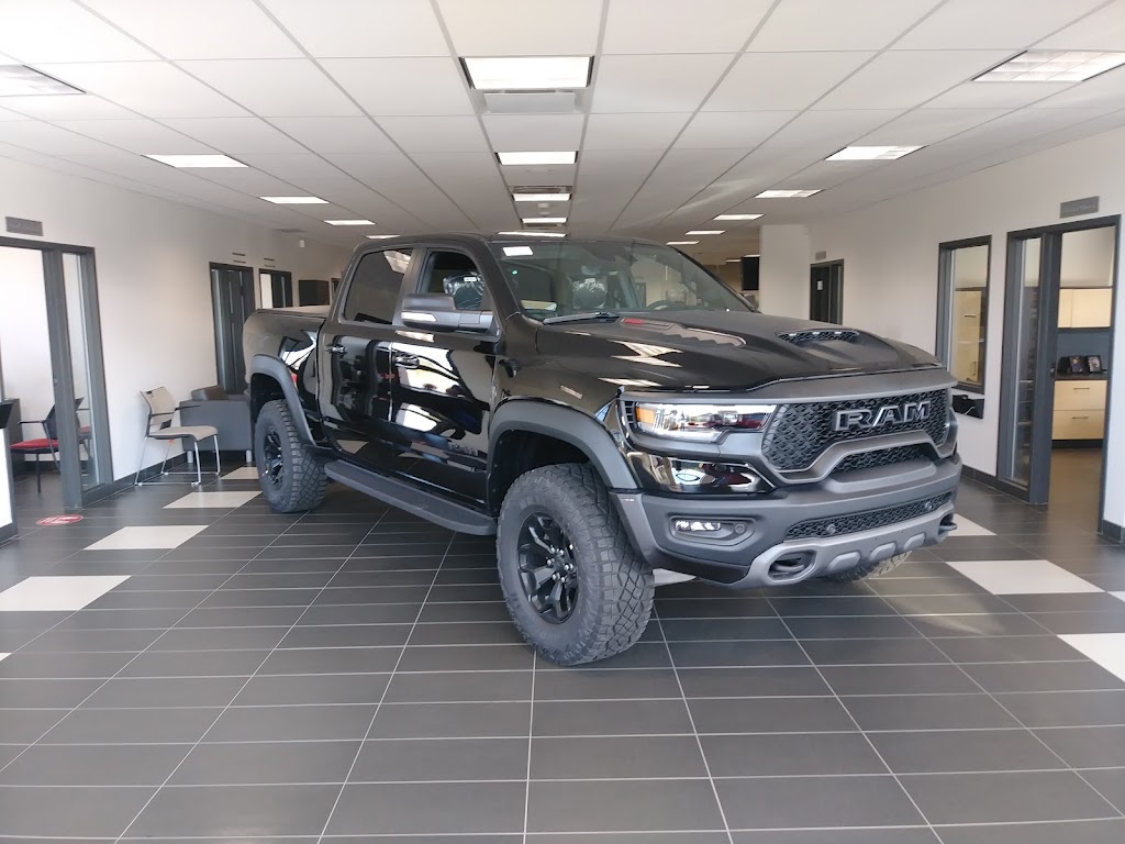 Olivier Kamouraska Chrysler Dodge Jeep Ram - Dodge | 255 Av. Patry, Saint-Pascal, QC G0L 3Y0, Canada | Phone: (418) 492-3432