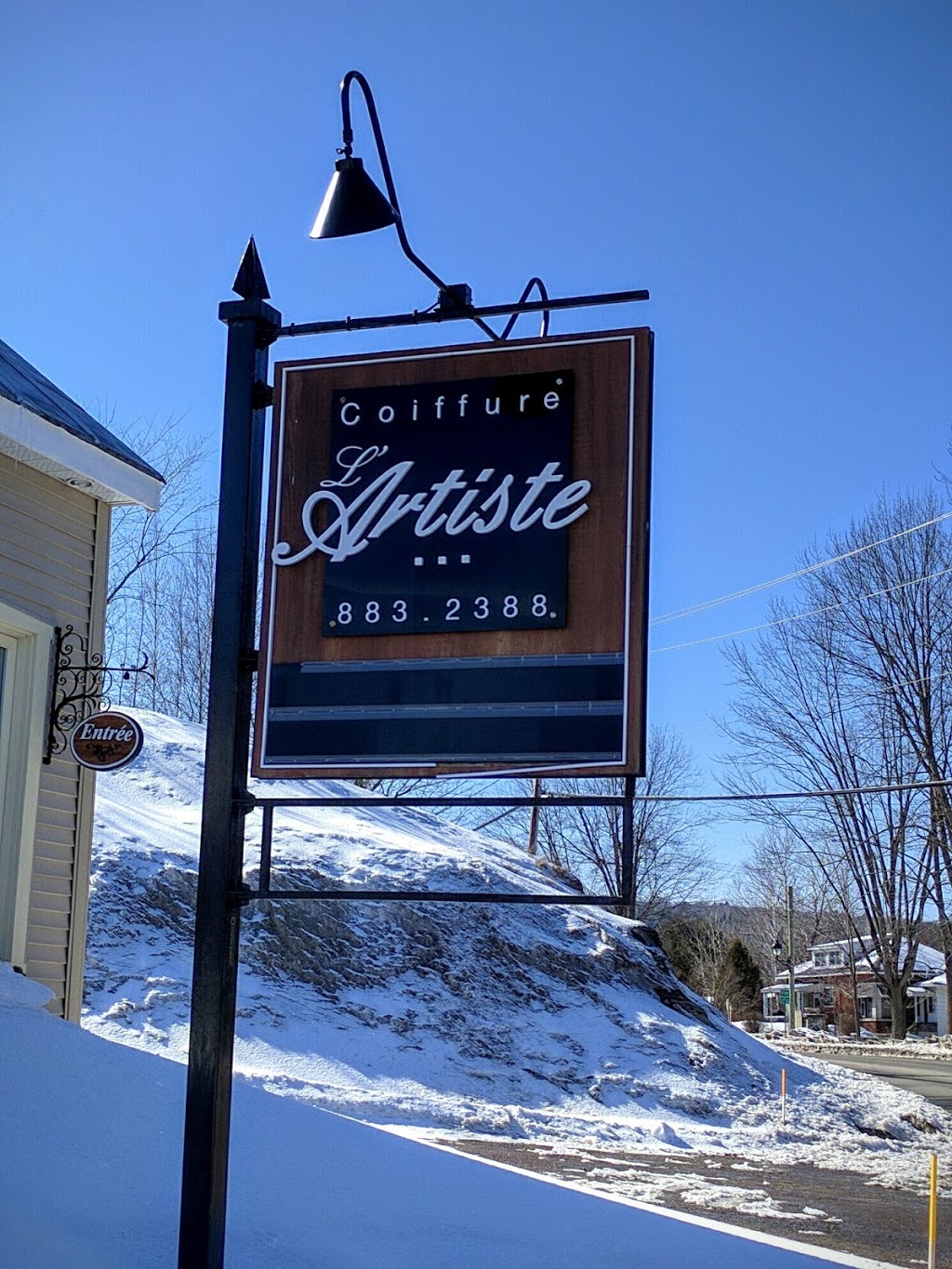 Salon De Coiffure LArtiste | 641 Rue Principale, Sainte-Marcelline-de-Kildare, QC J0K 2Y0, Canada | Phone: (450) 883-2388