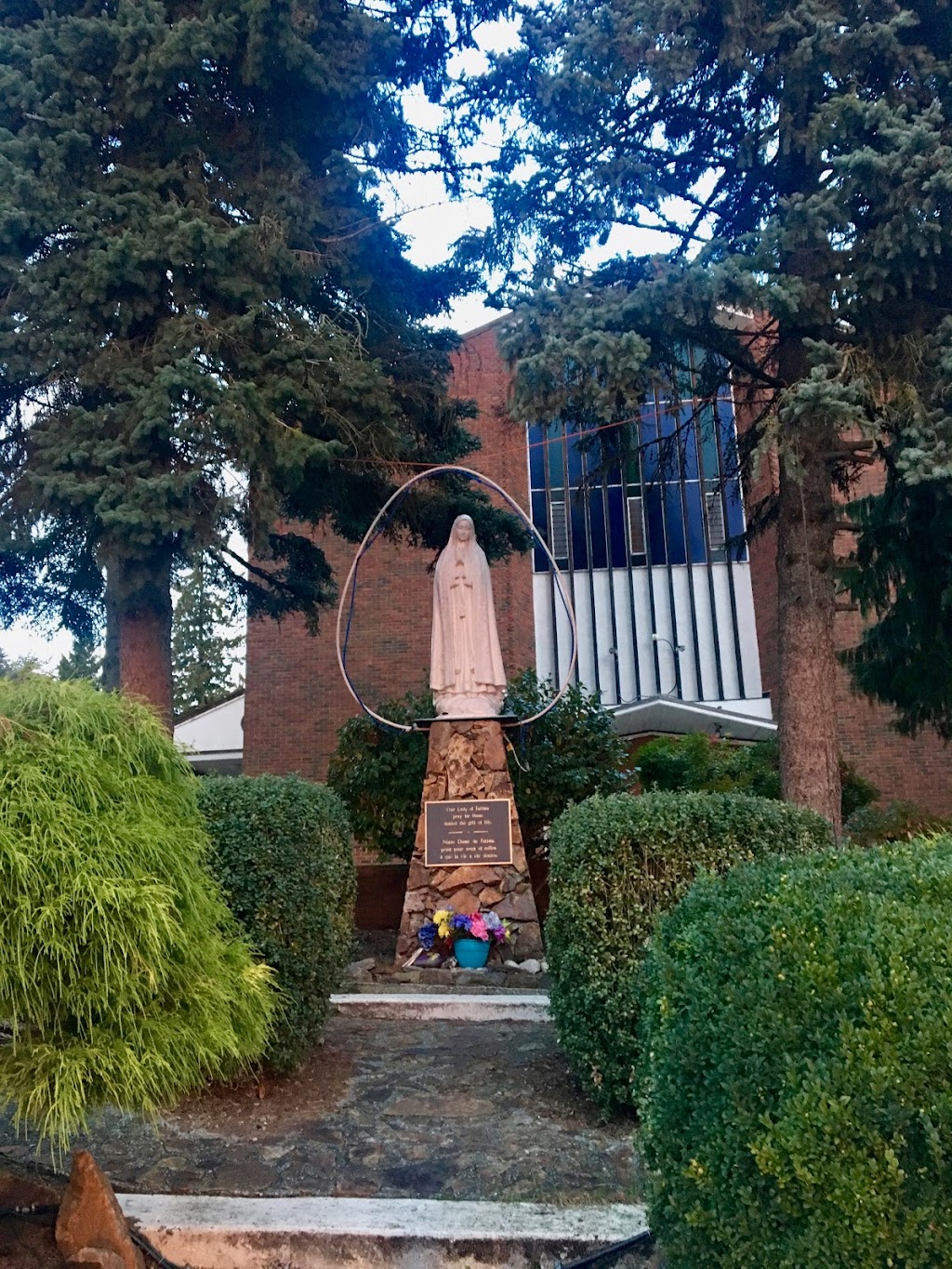 Our Lady of Fatima Parish | 315 Walker St, Coquitlam, BC V3K 4C7, Canada | Phone: (604) 936-2525