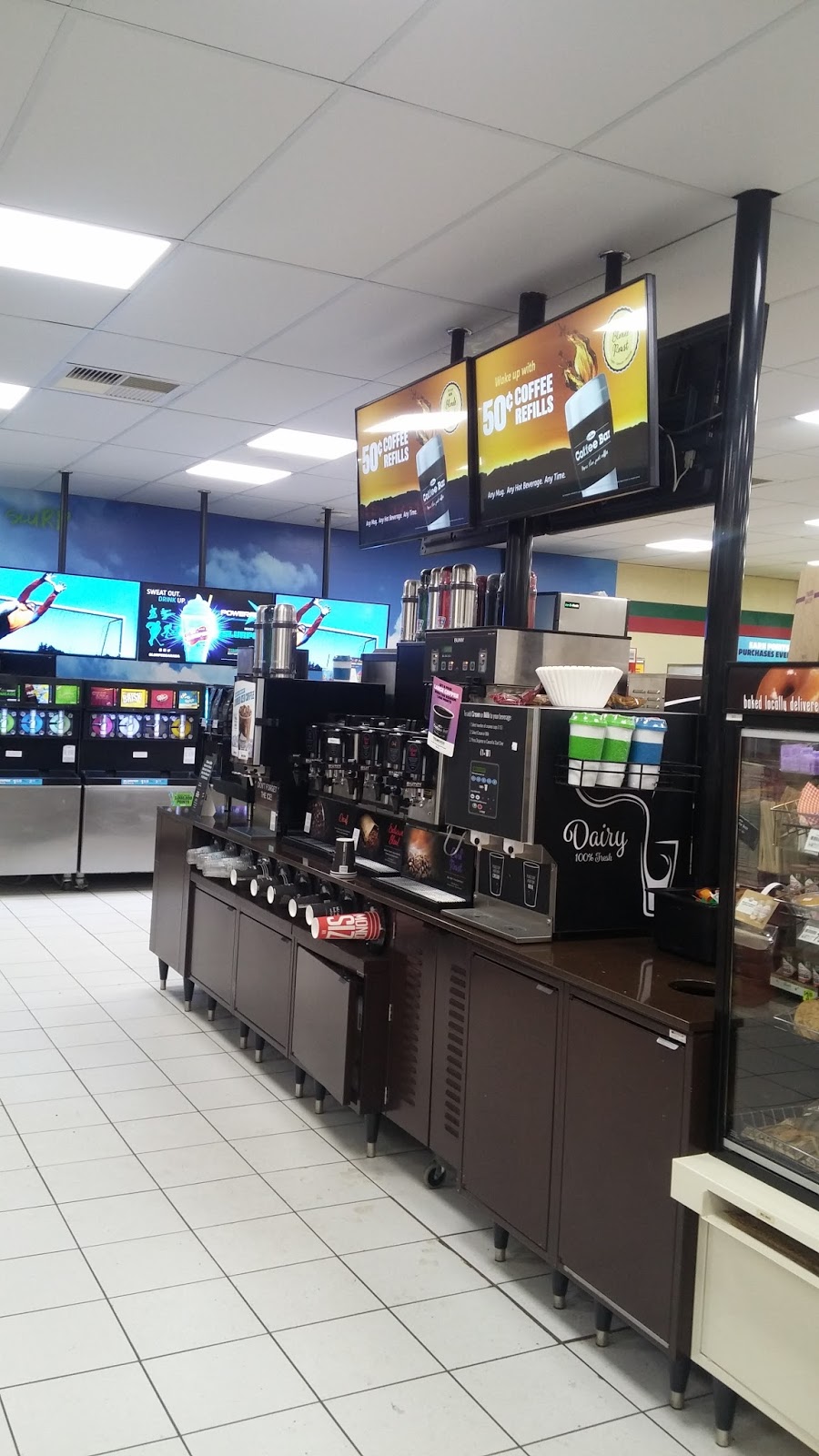 7-Eleven | 1395 Marine Dr, West Vancouver, BC V7T 1B6, Canada | Phone: (604) 922-4611