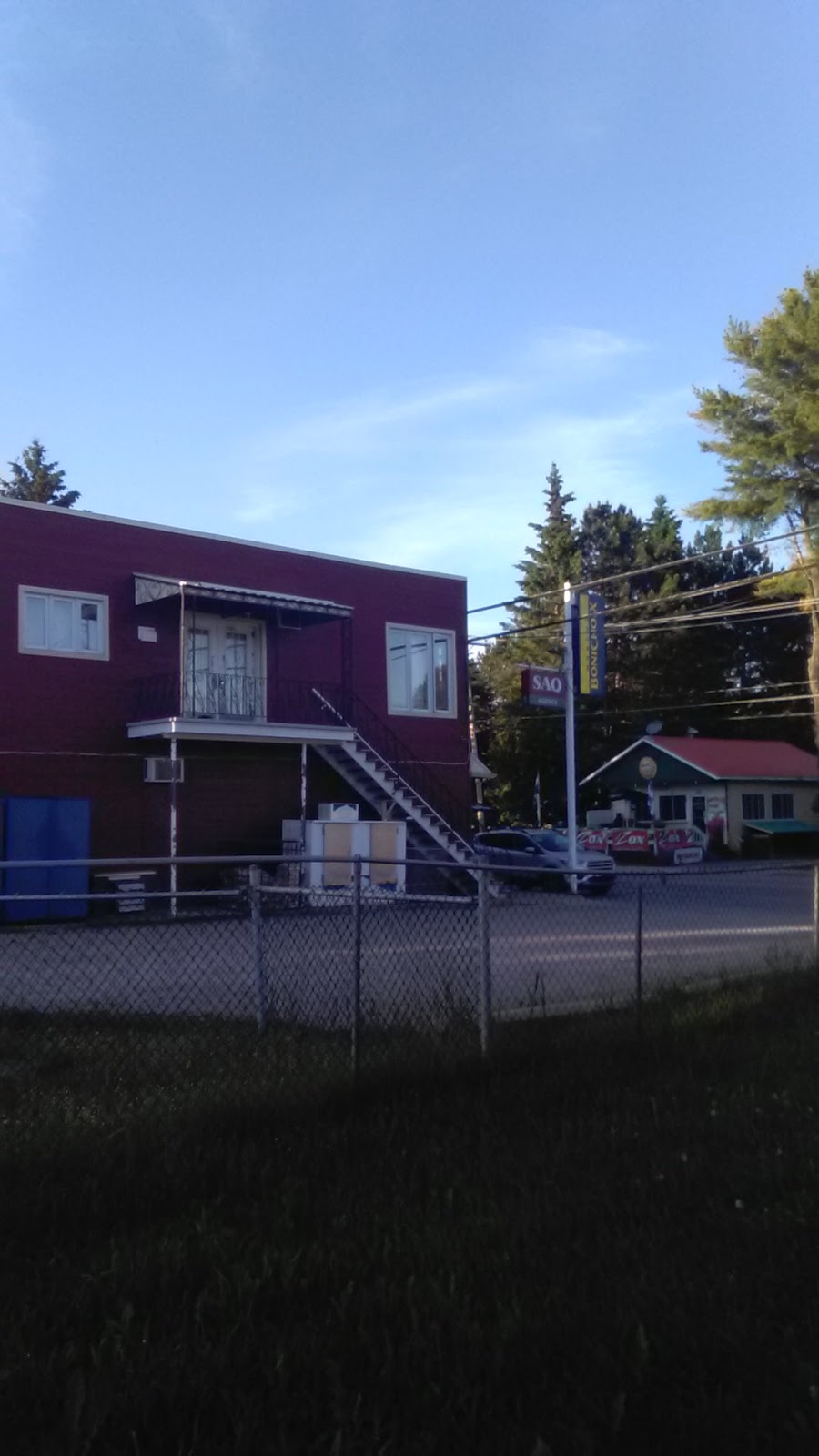 Marché Bonichoix | 1579 Bd Fernand Lafontaine, Rivière-Rouge, QC J0T 1T0, Canada | Phone: (819) 275-3233