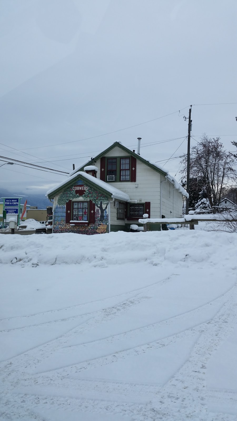 Cobwebs Consignment Cafe | 200 George St, Enderby, BC V0E 1V0, Canada | Phone: (250) 563-3936