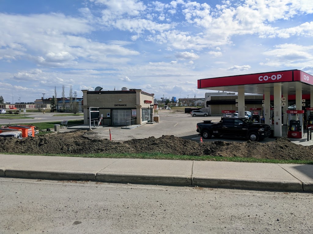 Co-op Gas Bar | 4303 50 St, Innisfail, AB T4G 1P7, Canada | Phone: (403) 227-6663