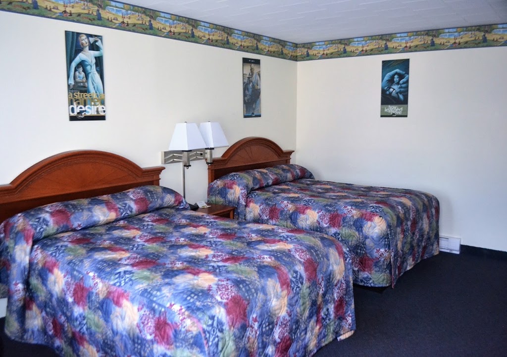 Stratford Suburban Motel | 2808 Ontario St, Stratford, ON N5A 6S5, Canada | Phone: (519) 271-9650