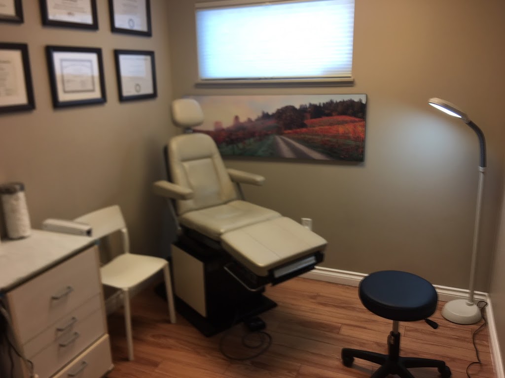 Ross Bay Foot and Ankle Clinic - Dr. Steven Jennings | 1594 Fairfield Rd #16, Victoria, BC V8S 1G1, Canada | Phone: (250) 477-5433