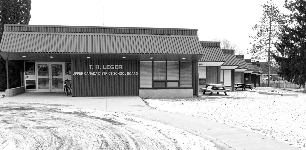 Tr Leger Sch-Adult Alternative | 10 Ontario St, Smiths Falls, ON K7A 4K7, Canada | Phone: (613) 283-5418