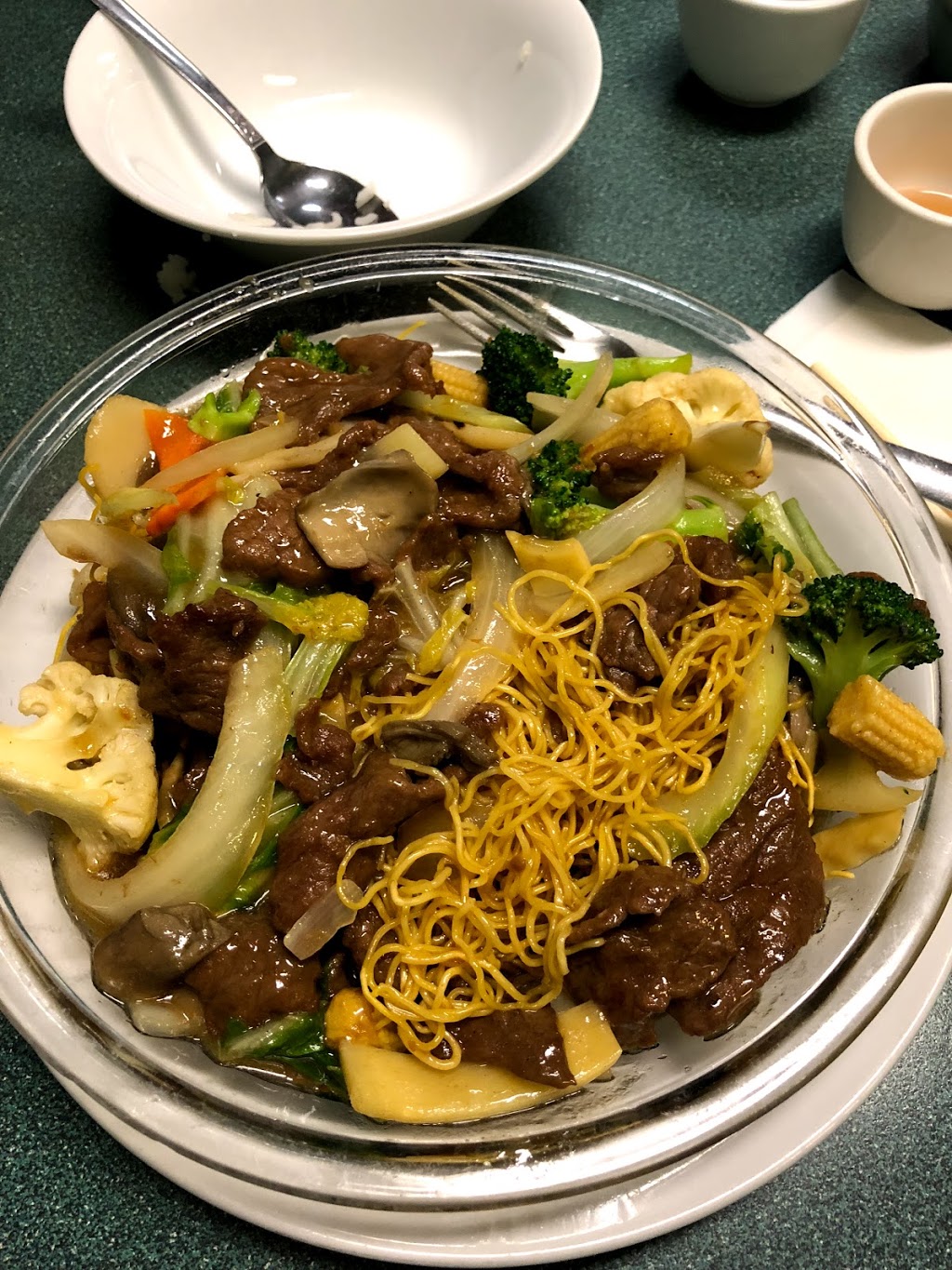 Yang Sheng Chinese Restaurant | 662 Somerset St W, Ottawa, ON K1R 5K4, Canada | Phone: (613) 235-5794